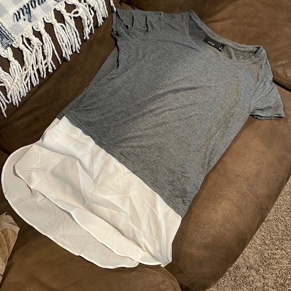 Apt 9 half shirt - Picture 1 of 2